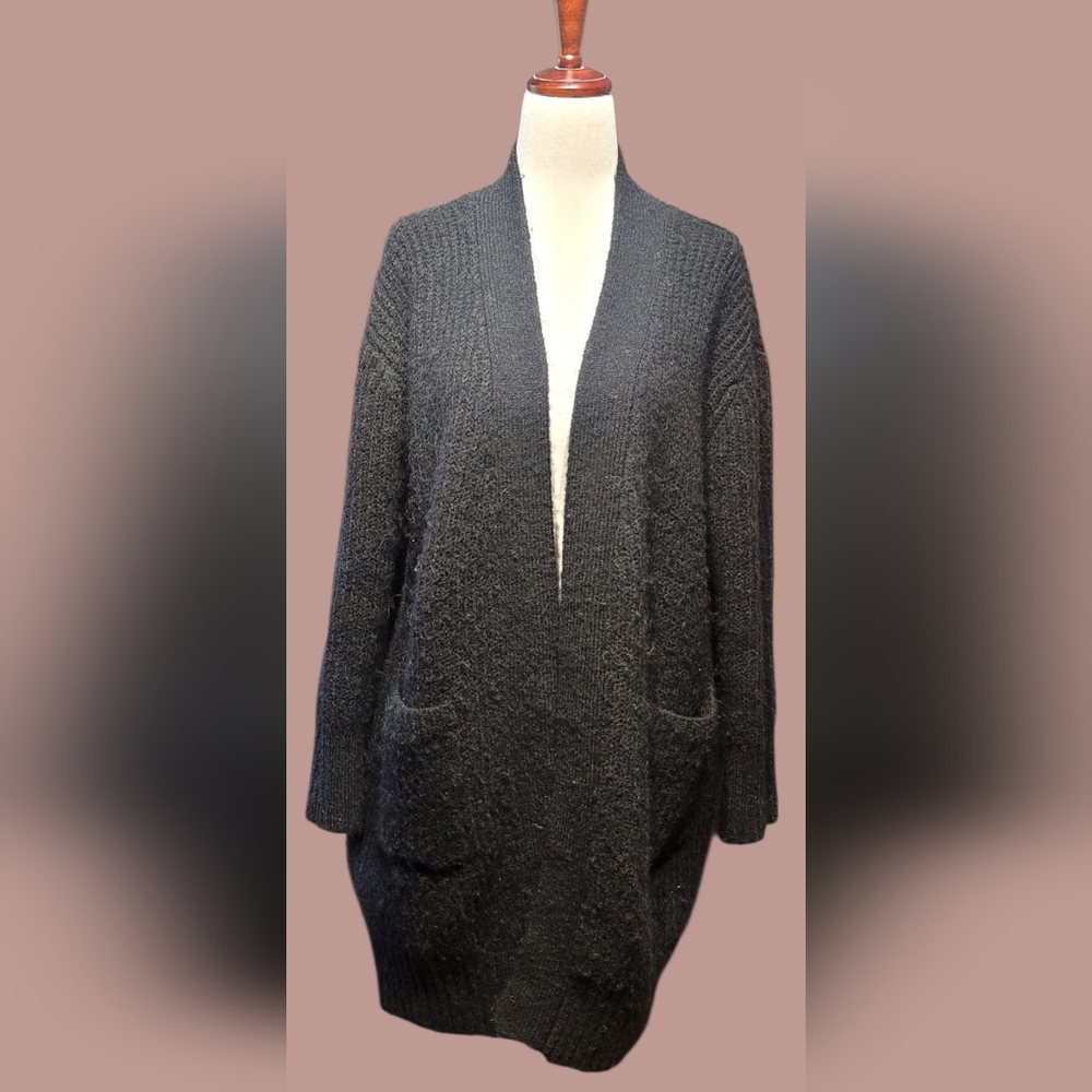 ZARA Black Fuzzy Oversized Cardigan